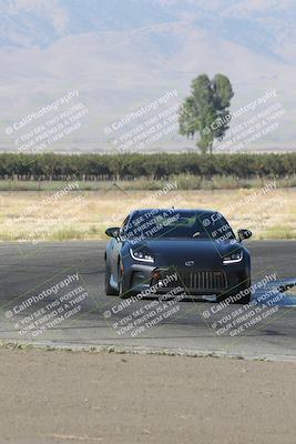 media/Sep-15-2024-Speed Ventures (Sun) [[7a54f7ed2f]]/86 Group/Session 1 (Outside Grapevine)/